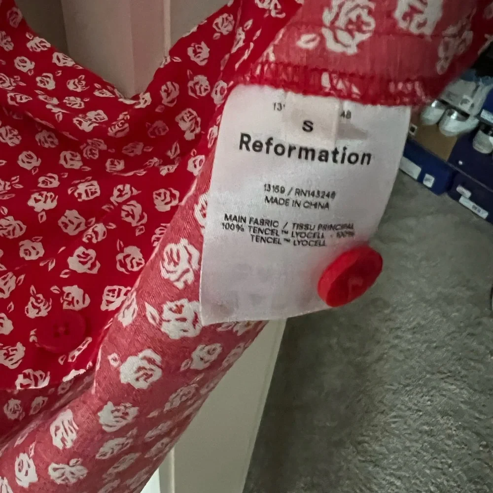 Reformation Red Floral Mini Dress - Picture 2 of 3